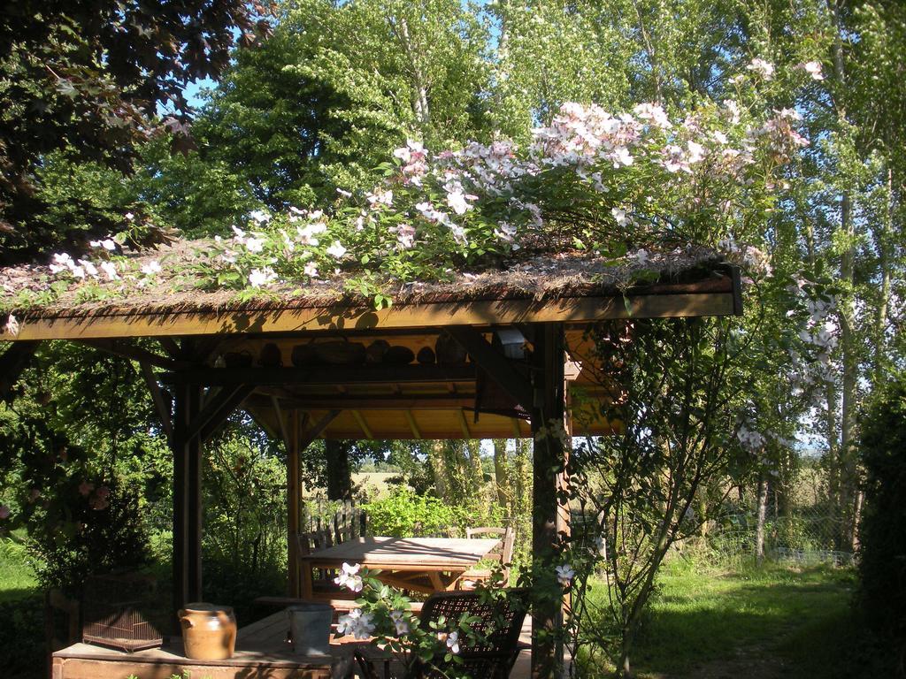 Ferme Saint Joseph Panzió Le Fousseret Kültér fotó